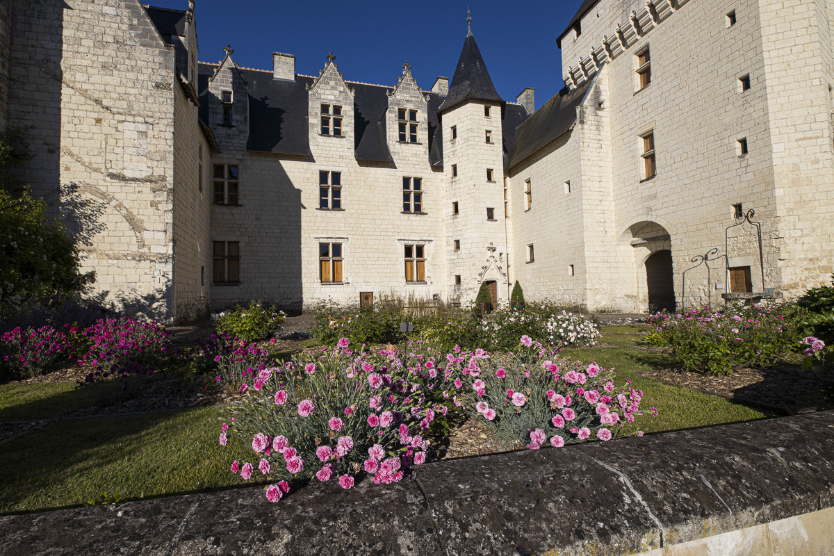 Fête des roses château du Rivau