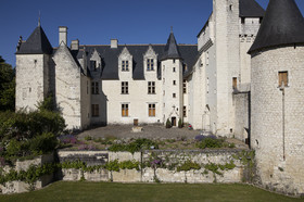 Fête des roses château du Rivau