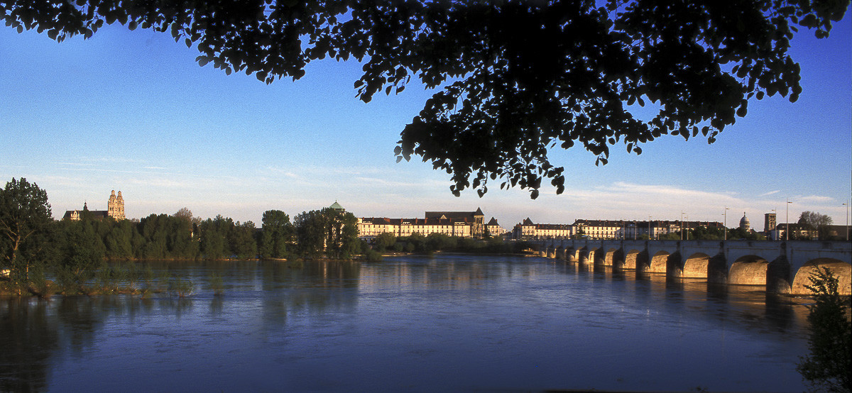 Tours panoramique.jpg