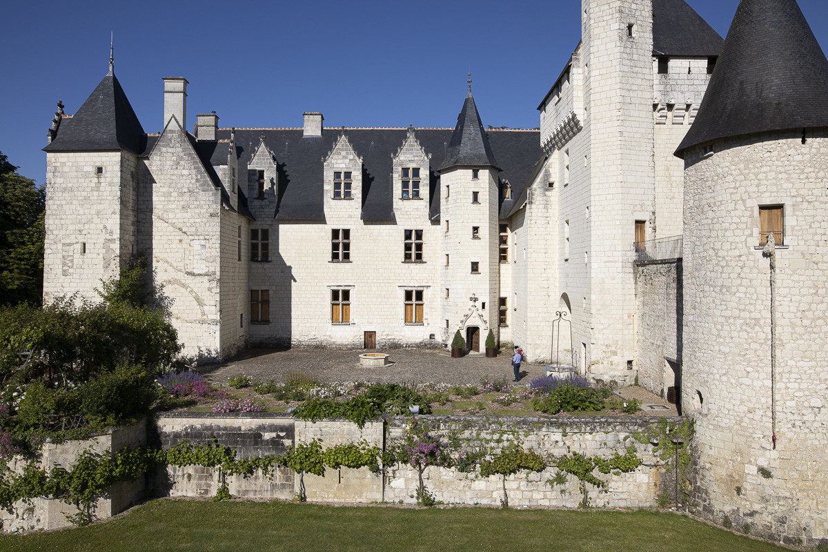 Fête des roses château du Rivau